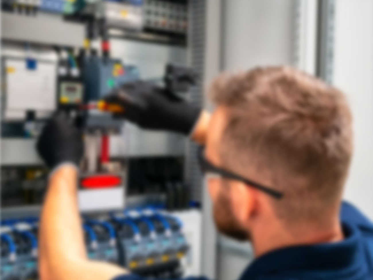 Nieder­spannungs­anlagen bei Elektrotechnik Benjamin Gottschalck in Mözen