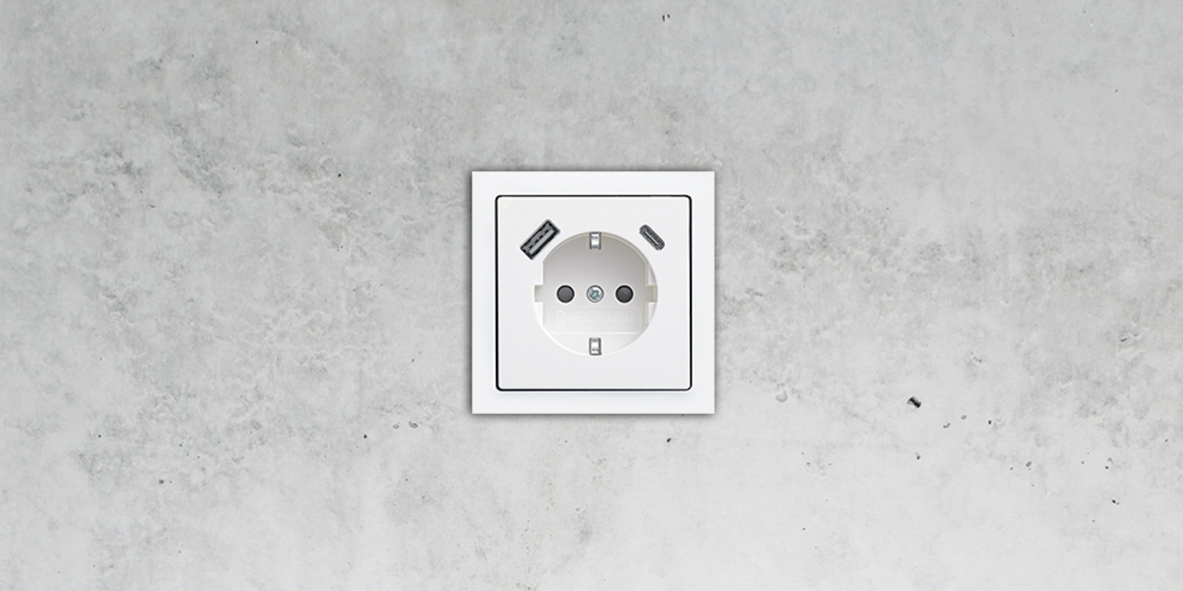 SCHUKO® USB-Steckdose bei Elektrotechnik Benjamin Gottschalck in Mözen